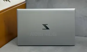 New Laptop HP ZBook Firefly G8 16GB Intel Core i7 SSD 512GB