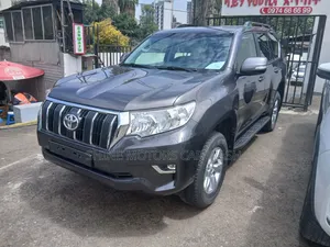 Toyota Land Cruiser Prado 2019 Black