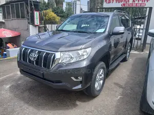 Toyota Land Cruiser Prado 2019 Black