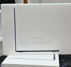 New Laptop Apple MacBook Air 2026 M5 16GB Apple M5 Max SSD 512GB