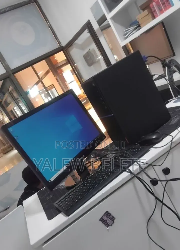 New Desktop Computer Lenovo ideacentre 310S 8GB Intel Core i3 HDD 500GB