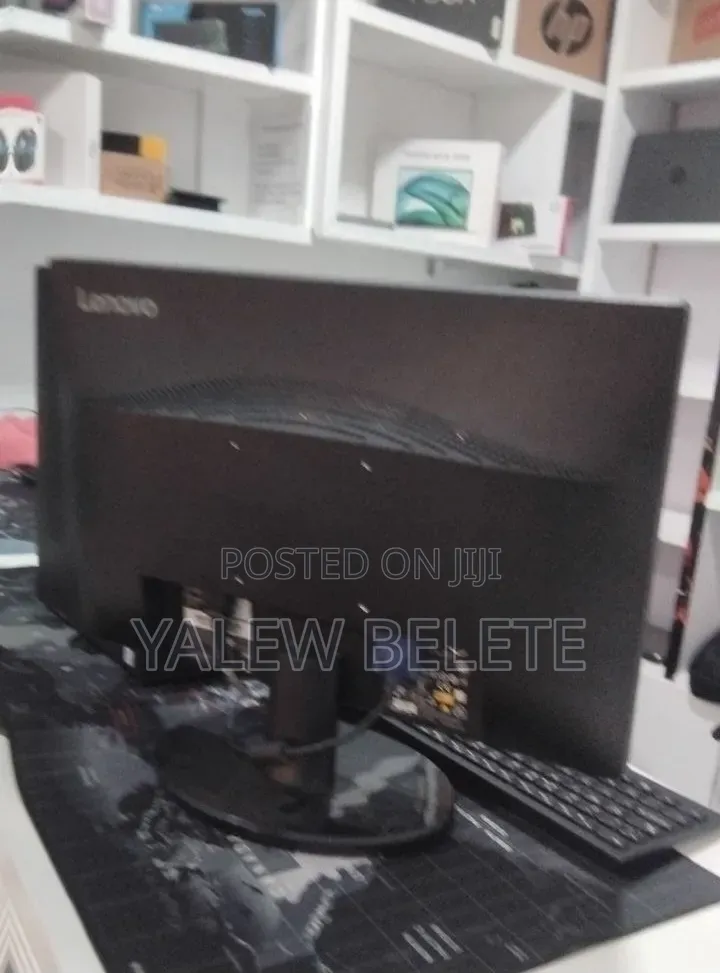 New Desktop Computer Lenovo ideacentre 310S 8GB Intel Core i3 HDD 500GB