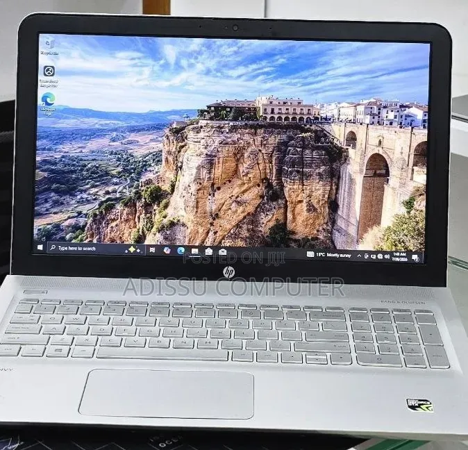 New Laptop HP Envy M6 12GB Intel Core i5 SSD 128GB