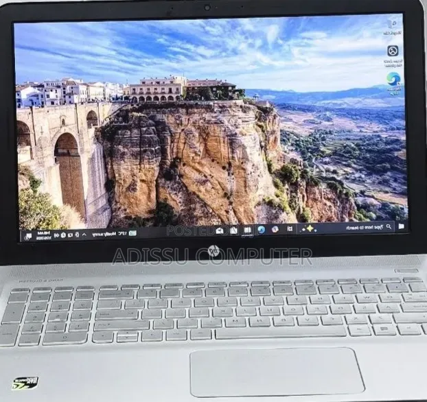New Laptop HP Envy M6 12GB Intel Core i5 SSD 128GB
