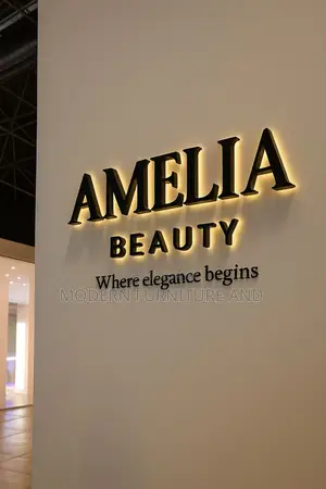 Perfect Wall Logo Design