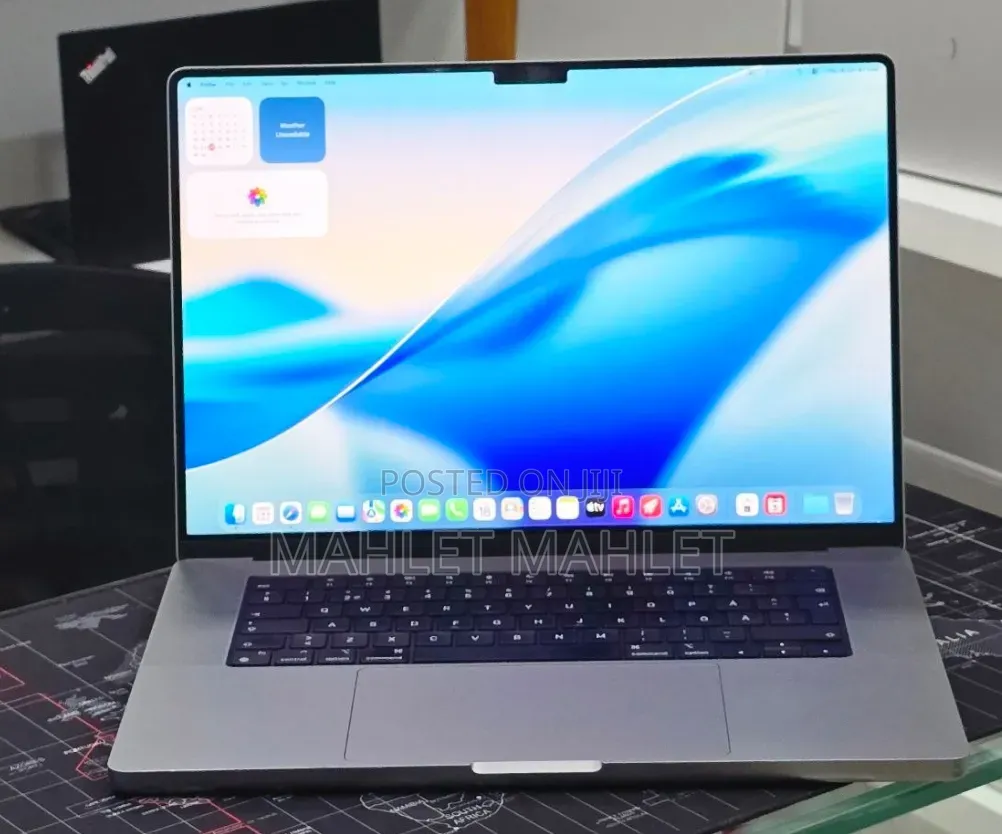 New Laptop Apple MacBook Pro 2021 M1 Max 64GB Apple M1 Max SSD 1T