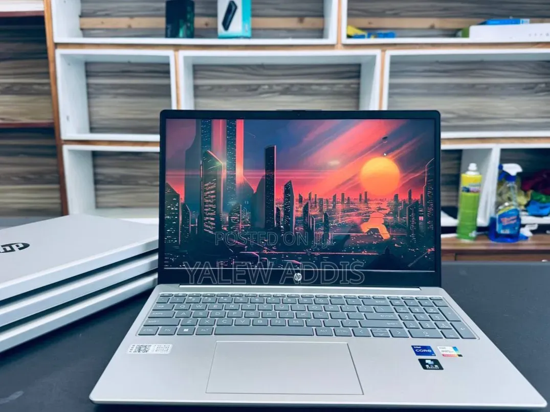 New Laptop HP Stream Notebook 16GB Intel Core i7 SSD 512GB