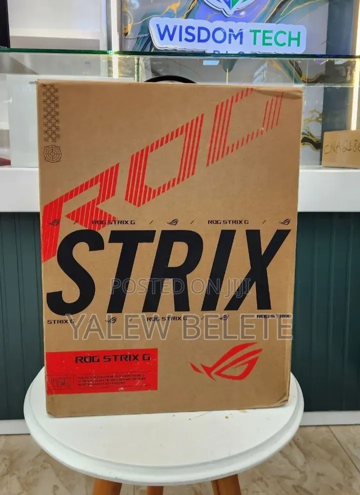 New Laptop Asus ROG Strix G18 32GB Intel Core Ultra 9 SSD 2T