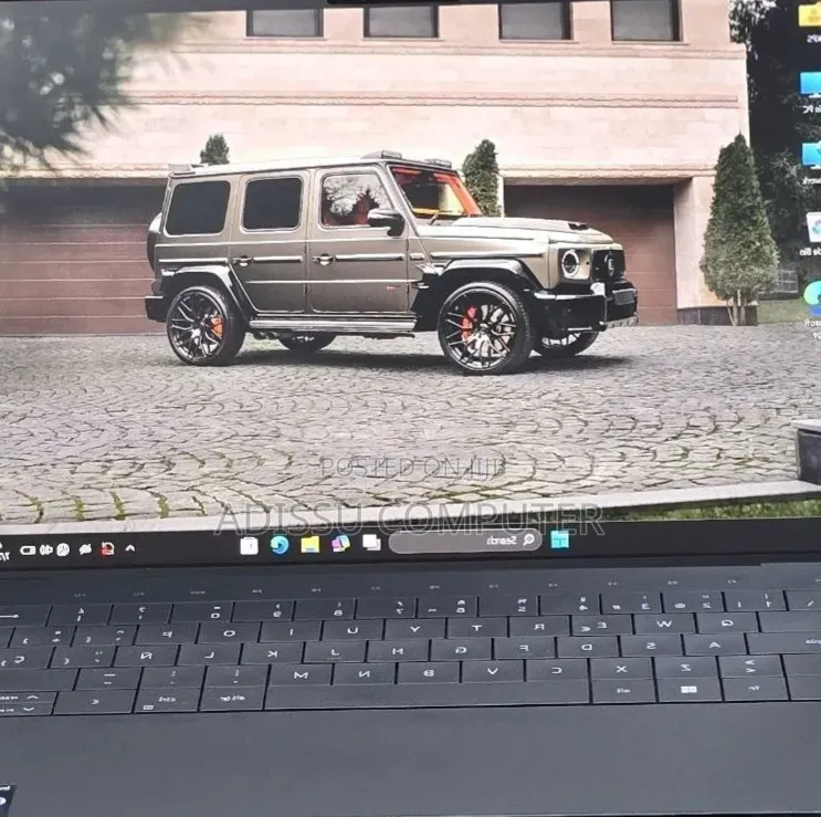 New Laptop Dell XPS 15 16GB Intel Core i7 SSD 512GB