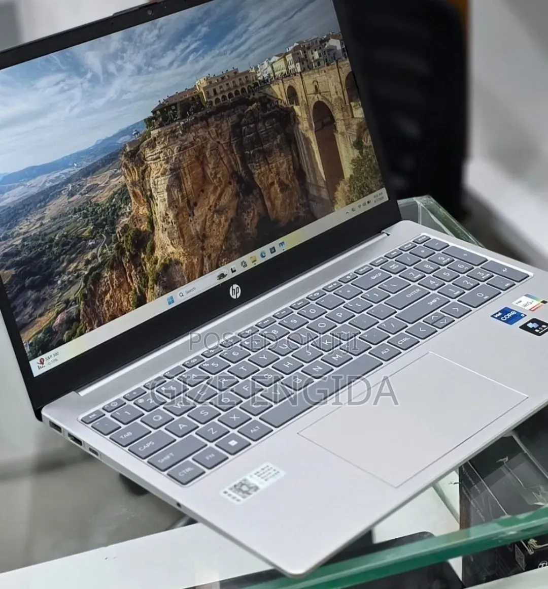 New Laptop HP Stream Notebook 16GB Intel Core i7 SSD 1T