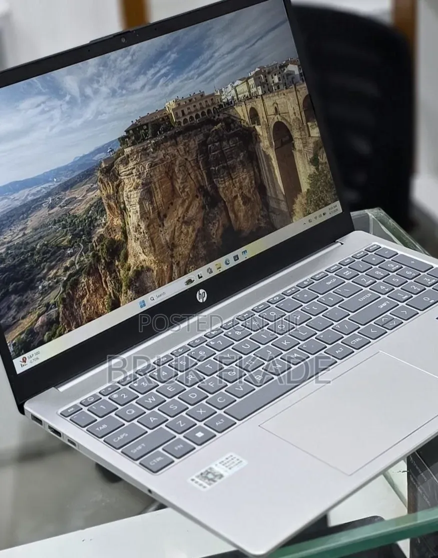 New Laptop HP Stream Notebook 16GB Intel Core i7 SSD 1T