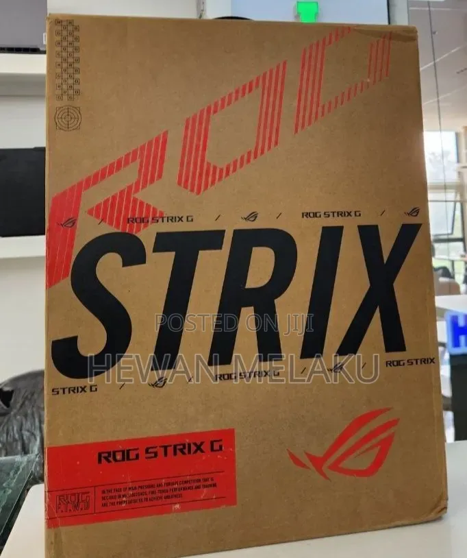 New Laptop Asus ROG Strix G18 32GB Intel Core Ultra 9 SSD 2T
