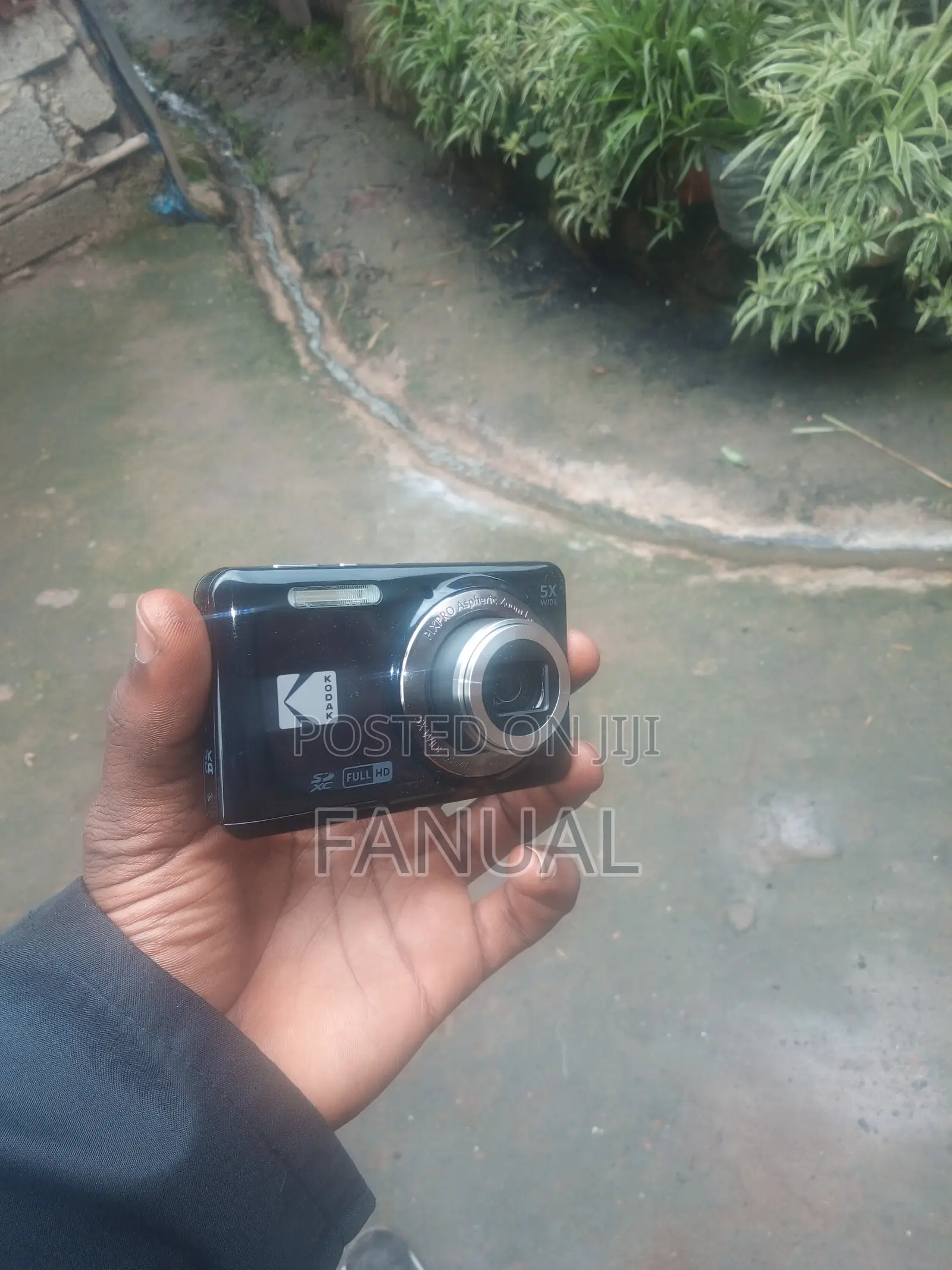 Min Camera