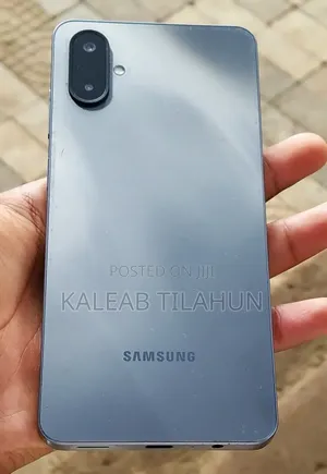 Samsung Galaxy M06 5G 128 GB Gray