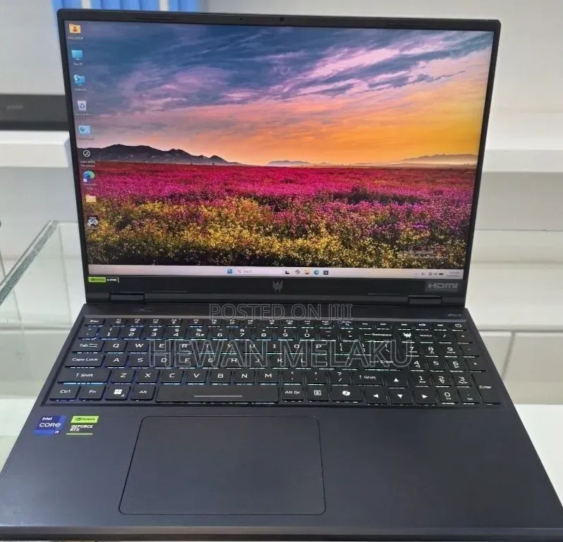 New Laptop Acer Predator Helios 300 16GB Intel Core i9 SSD 1T