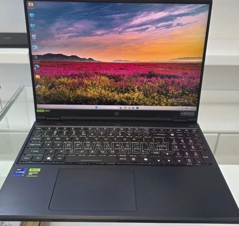 New Laptop Acer Predator Helios 300 16GB Intel Core i9 SSD 1T