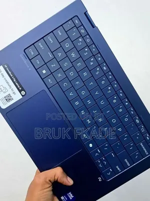 New Laptop HP OmniBook Ultra Flip 14" 16GB Intel Core Ultra 7 SSD 1T