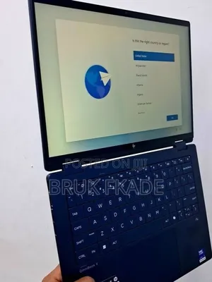 New Laptop HP OmniBook Ultra Flip 14" 16GB Intel Core Ultra 7 SSD 1T