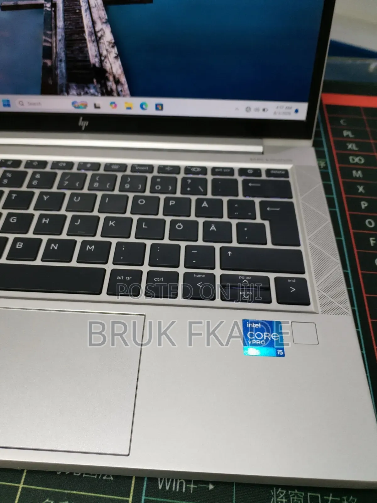 New Laptop HP EliteBook 830 G8 16GB Intel Core i5 SSD 512GB