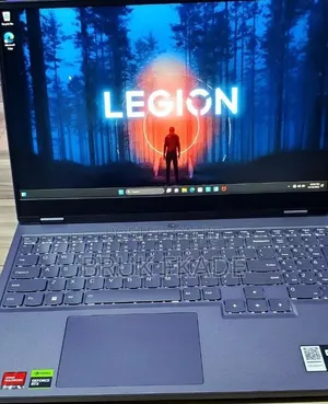 New Laptop Lenovo Legion 5 16GB AMD Ryzen 7 SSD 512GB
