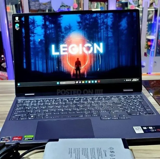 New Laptop Lenovo Legion 5 16GB AMD Ryzen 7 SSD 512GB
