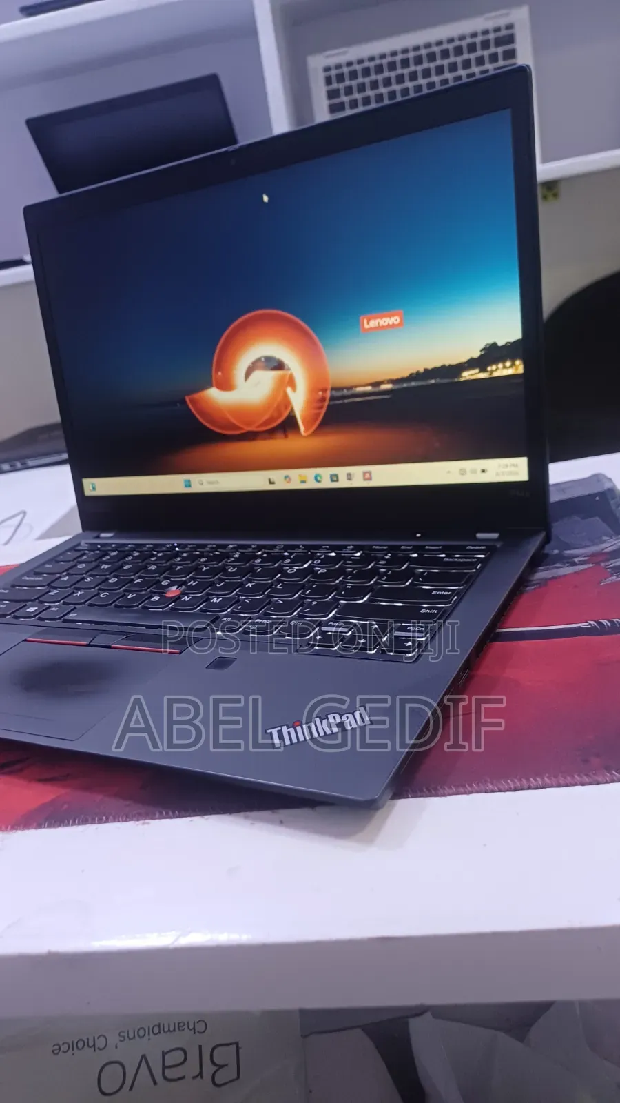 New Laptop Lenovo ThinkPad P14s 16GB AMD Ryzen 7 SSD 512GB