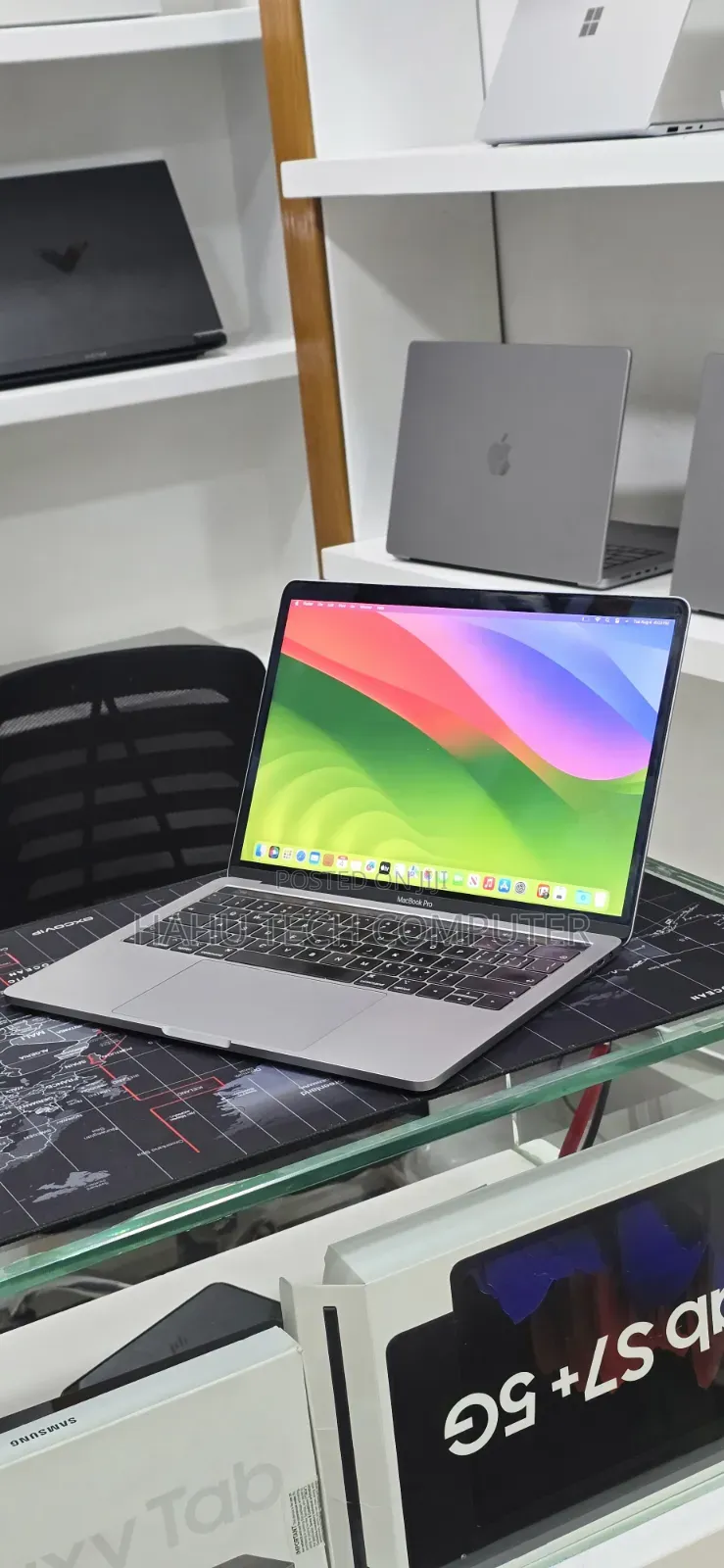 New Laptop Apple MacBook Pro 2019 16GB Intel Core i7 SSD 256GB