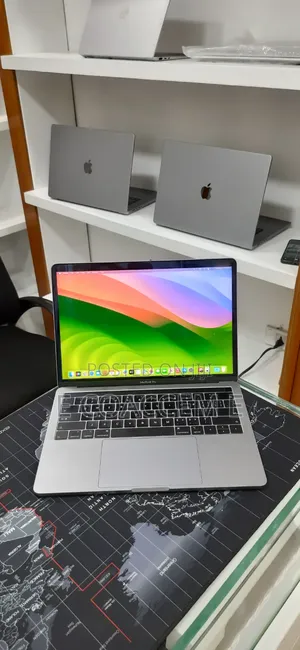 New Laptop Apple MacBook 16GB Intel Core i7 SSD 256GB