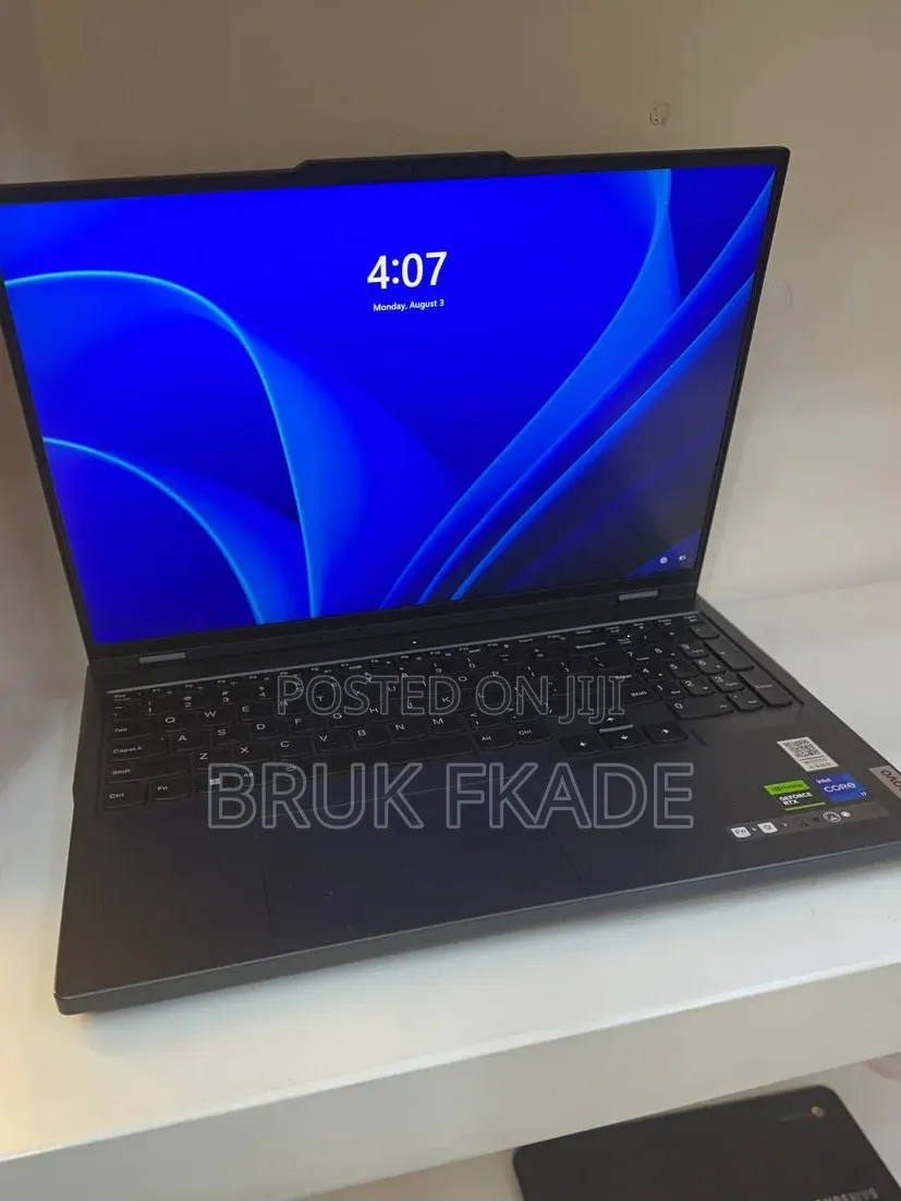 New Laptop Lenovo Legion 5 24GB Intel Core i7 SSD 1T