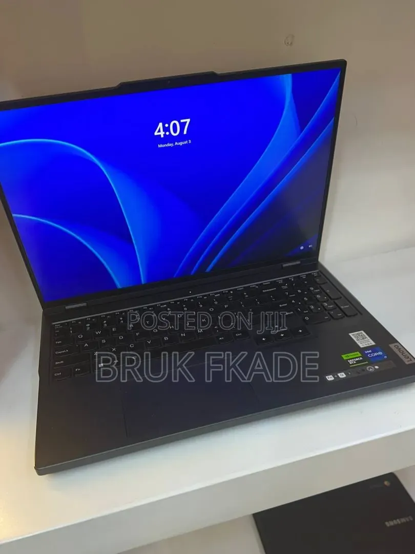 New Laptop Lenovo Legion 5 24GB Intel Core i7 SSD 1T
