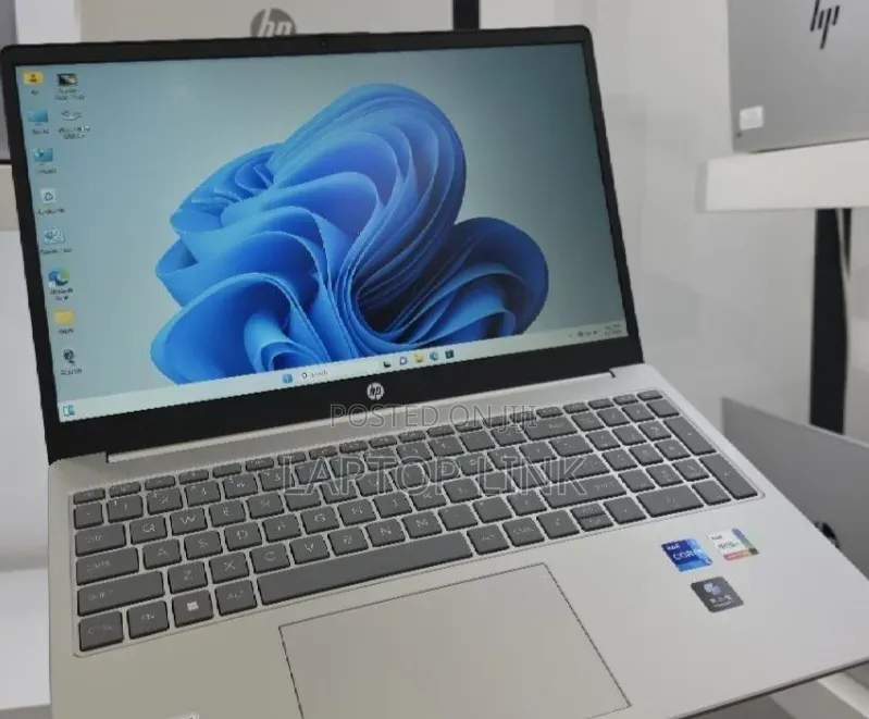 New Laptop HP Stream Notebook 16GB Intel Core i7 SSD 512GB
