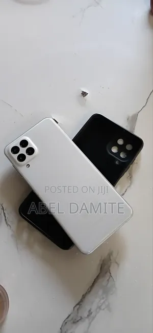 New Samsung Galaxy M33 5G 128 GB White