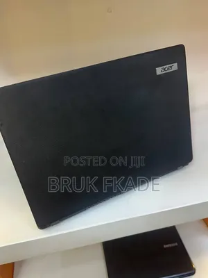 New Laptop Acer TravelMate X514 8GB Intel Core i5 SSD 256GB