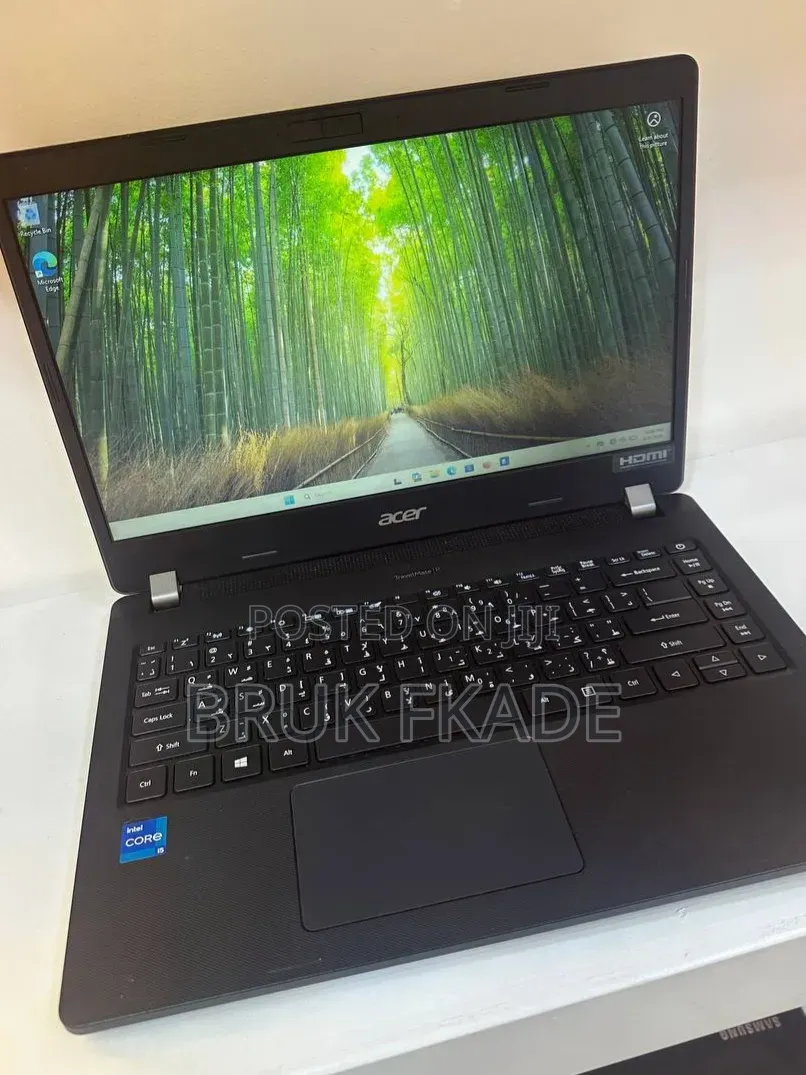 New Laptop Acer TravelMate X514 8GB Intel Core i5 SSD 256GB