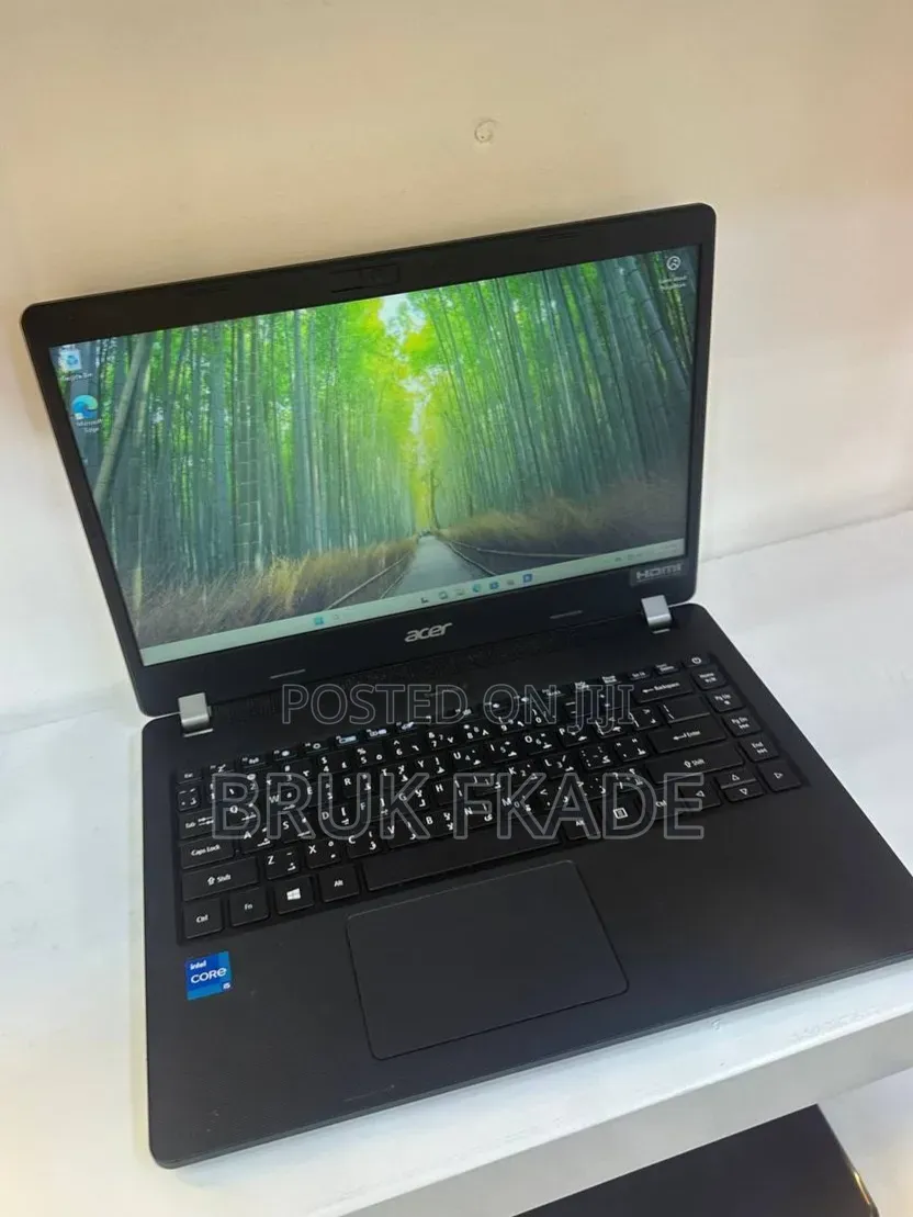 New Laptop Acer TravelMate X514 8GB Intel Core i5 SSD 256GB