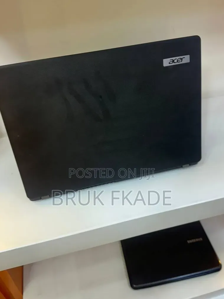 New Laptop Acer TravelMate X514 8GB Intel Core i5 SSD 256GB