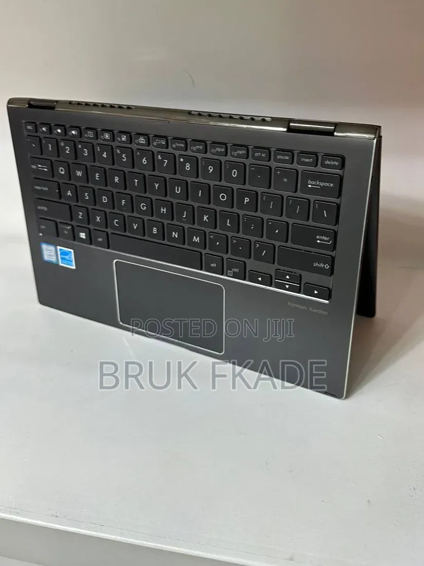 New Laptop Asus Zenbook Flip 13 UX363 16GB Intel Core i7 SSD 256GB