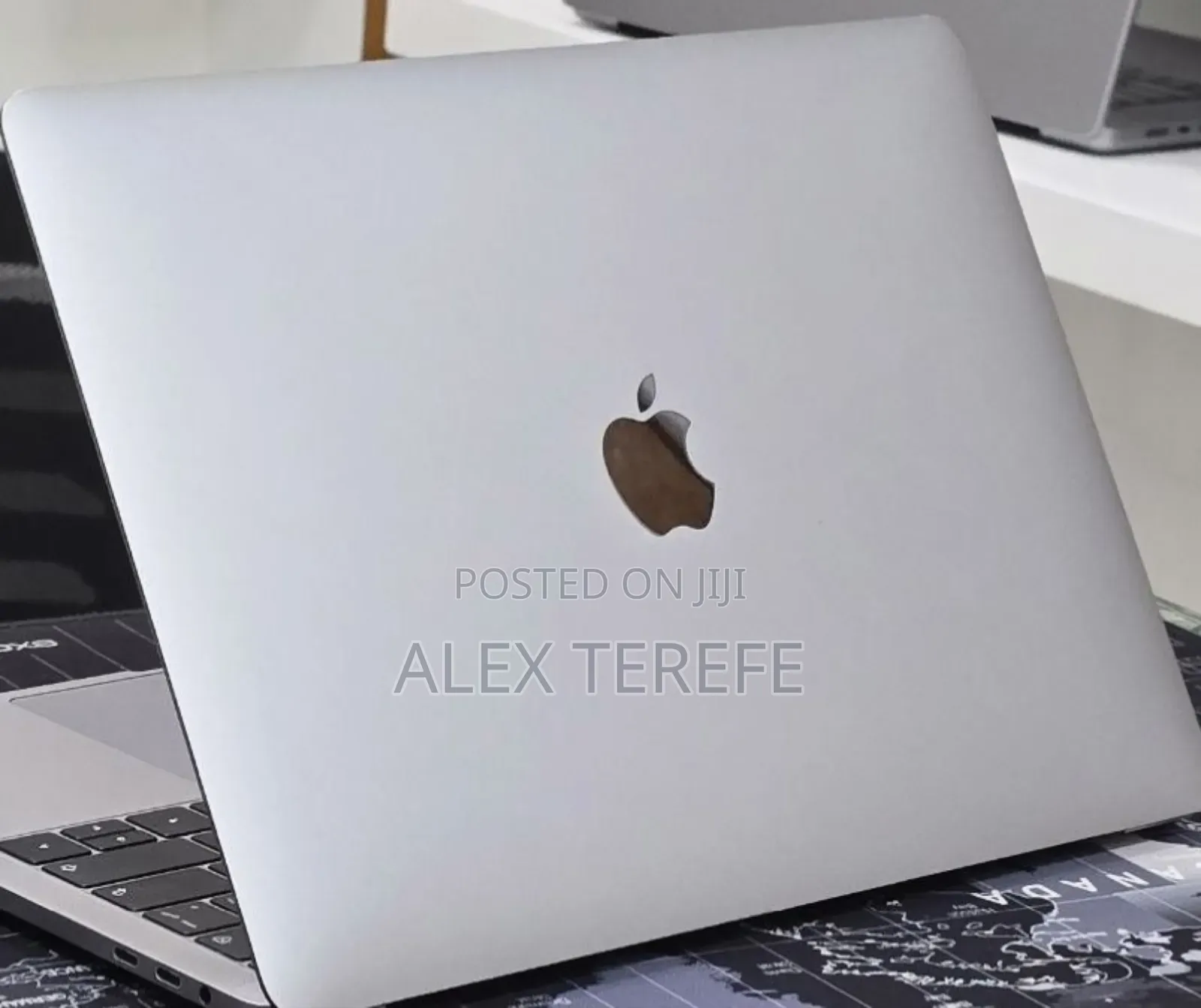New Laptop Apple MacBook Pro 2019 16GB Intel Core i7 SSD 256GB