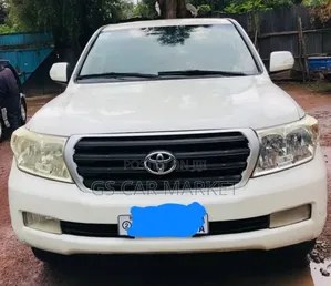Toyota Land Cruiser 2009 White