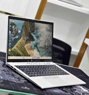 New Laptop HP EliteBook 840 16GB Intel Core i7 SSD 512GB