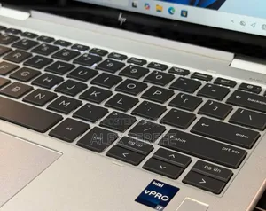 New Laptop HP EliteBook 1040 G8 32GB Intel Core i7 SSD 512GB