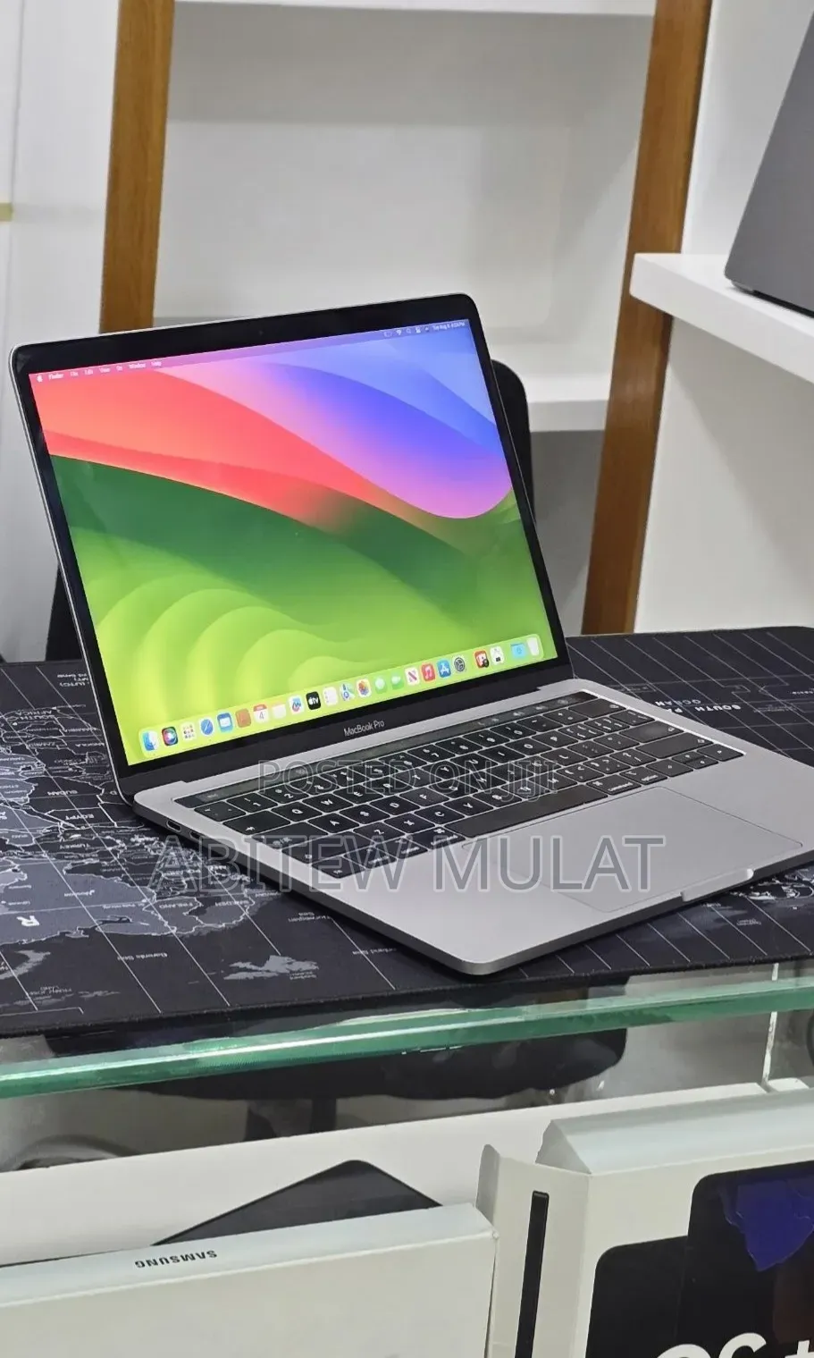 New Laptop Apple MacBook Pro 2019 16GB Intel Core i7 SSD 256GB