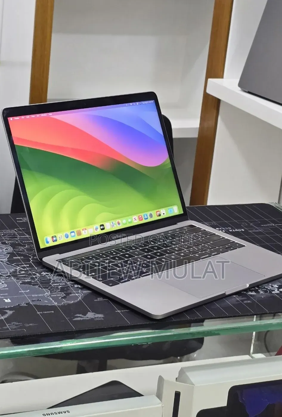 New Laptop Apple MacBook Pro 2019 16GB Intel Core i7 SSD 256GB