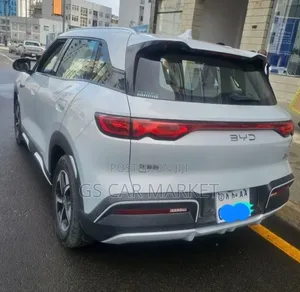 BYD Yuan Up 45 kWh FWD 2024 Ivory