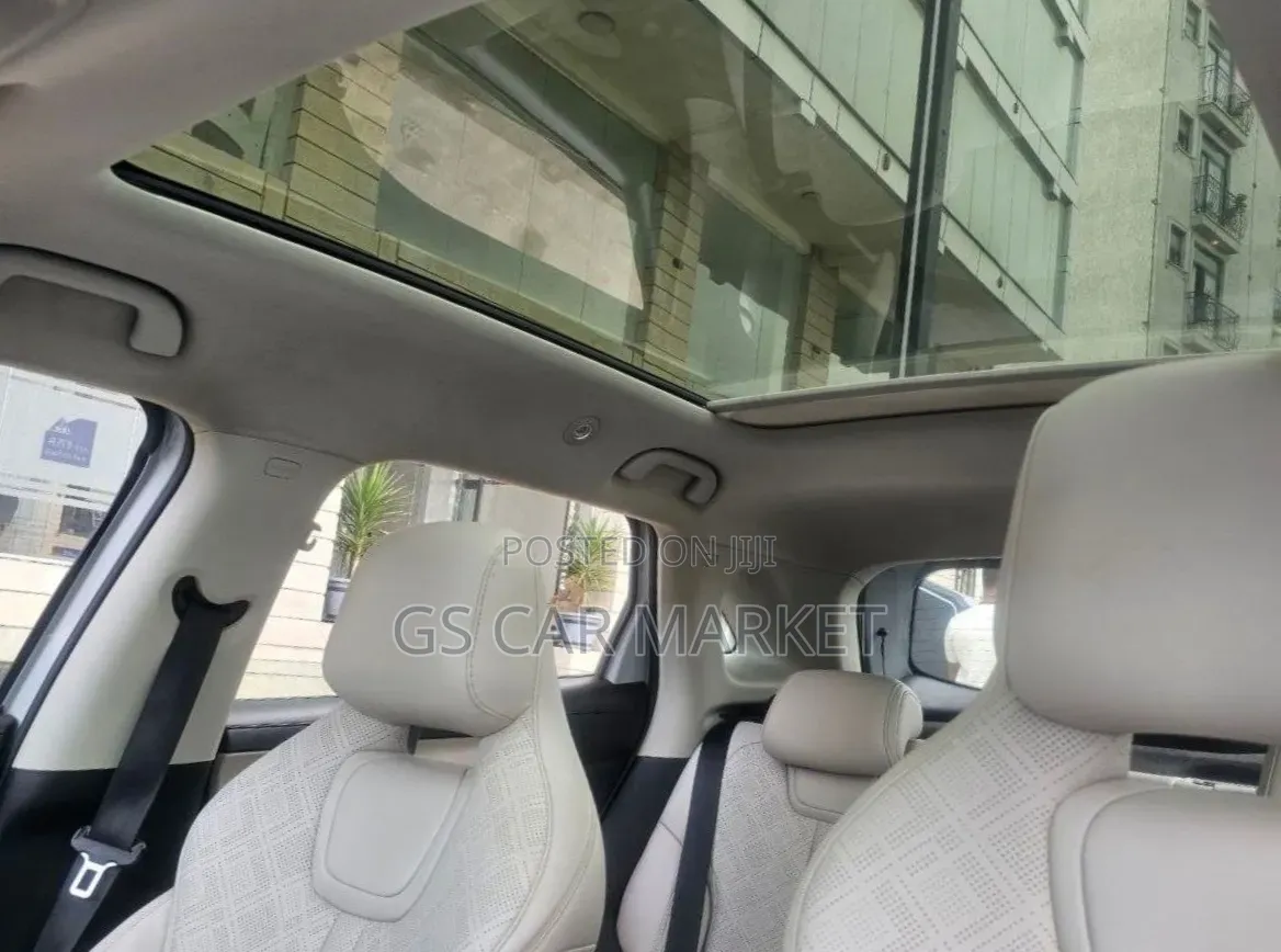 BYD Yuan Up 45 kWh FWD 2024 Ivory