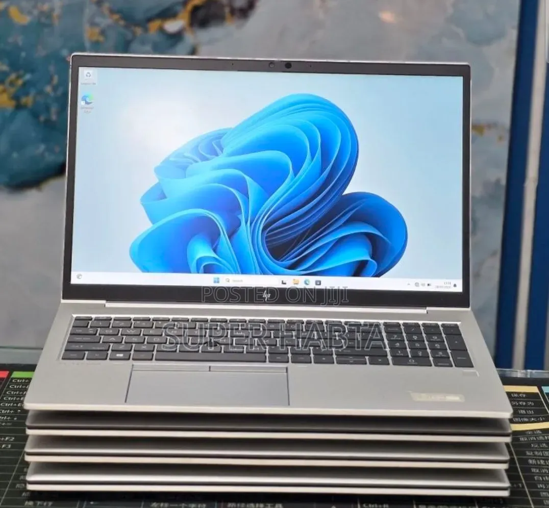 New Laptop HP EliteBook 840 G8 16GB Intel Core i7 SSD 512GB
