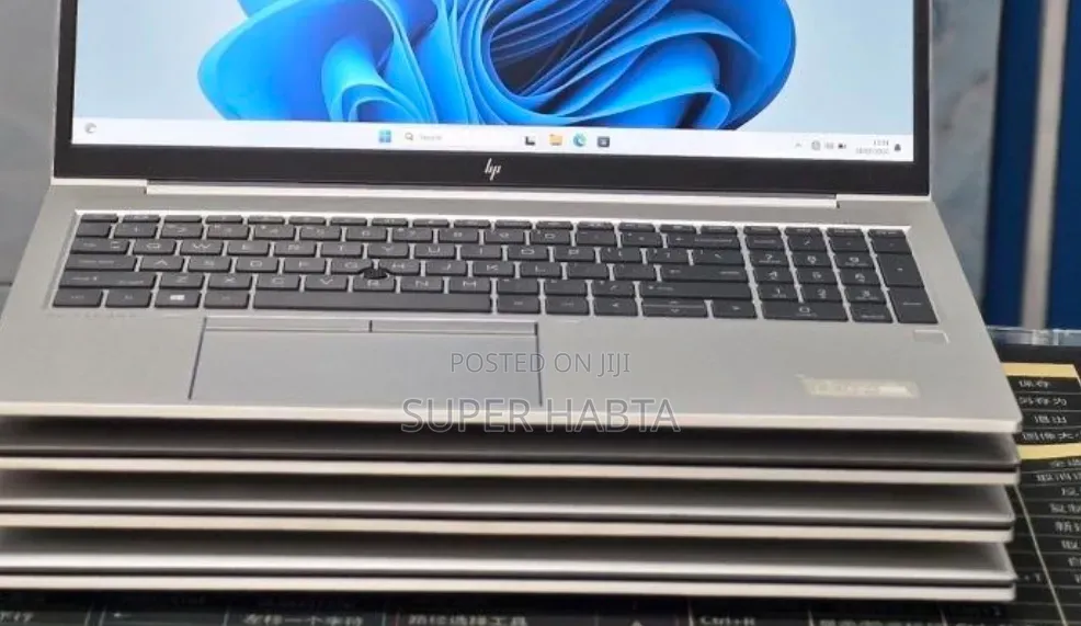 New Laptop HP EliteBook 840 G8 16GB Intel Core i7 SSD 512GB