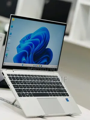 New Laptop HP EliteBook 1040 G8 16GB Intel Core i7 SSD 512GB
