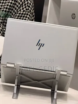 New Laptop HP EliteBook 1040 G8 16GB Intel Core i7 SSD 512GB