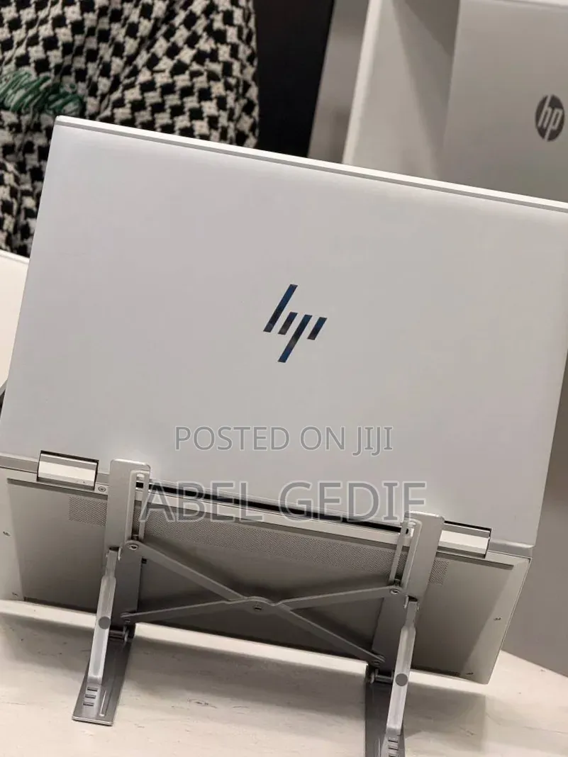 New Laptop HP EliteBook x360 1040 G7 16GB Intel Core i7 SSD 512GB